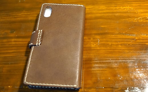 本革製手帳型iPhoneカバー iPhoneXS Max用 ＜ワイン＞ 国産牛ヌメ革 スマホ 手帳型 カバー iPhone iPhoneXS Max 本革 レザー 革製品 ハンドメイド ワイン  ファッション小物 服飾品 ファッション F6L-247