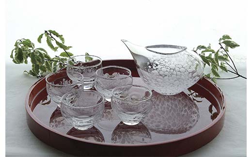 【ギフト用】冷酒揃「波紋水」＜ガラス作家 池本美和＞  工芸品 F6L-507