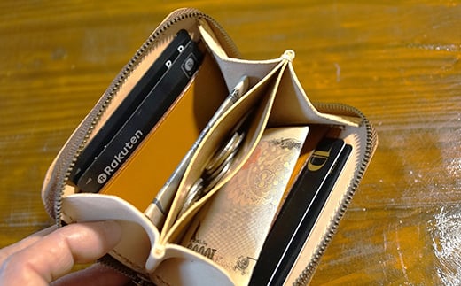 本革製ラウンドファスナーミニウォレット　レンガ  ウォレット 財布 サイフ ファッション F6L-384