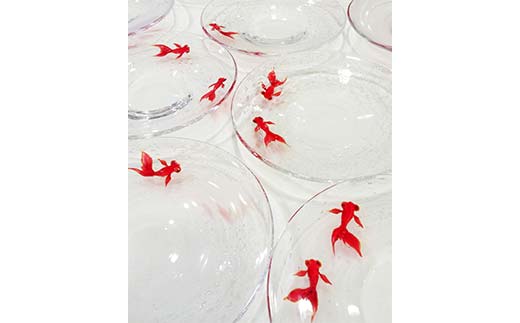 【ギフト用】金魚豆皿（５枚セット）＜ガラス作家 松尾具美＞  工芸品 F6L-1266