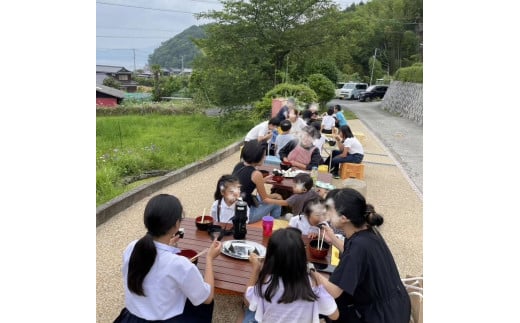 子ども食堂とフードパントリーへの支援