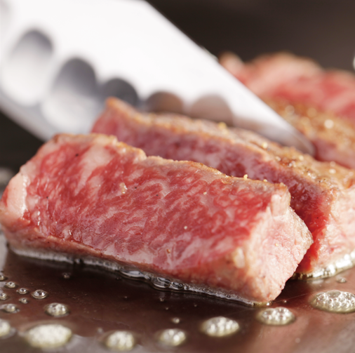 徳島県産 黒毛和牛 ステーキ 2枚 （ 1枚 250g ） 《 徳島の人気焼肉店 志 厳選！ 》 牛肉 和牛 ステーキ セット 赤身 霜降り ブランド牛 にく 冷凍 ギフト 贈答 国産 徳島 焼肉 志