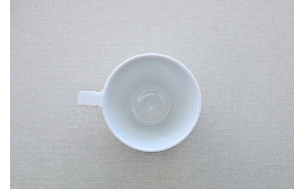 【a little Bianca　(白)】マグカップ