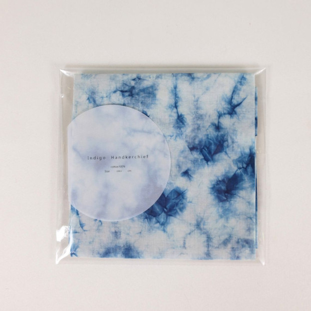 本藍染コットン100％ハンカチ ムラクモ染め　【ホワイト系】