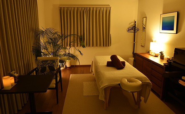 アロマリンパトリートメント（90分コース）女性限定　プライベートサロン　アロマ　リンパ　くつろぎ　マッサージ　