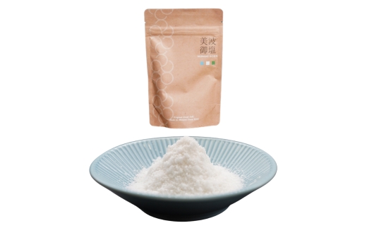 海と森の恵みを結ぶ天然クラフト塩「美波御塩」〜自然循環型・薪火平釜製法〜徳島県 美波町 四国 海塩 天然塩 クラフト塩 粗塩 調味料 無添加 ミネラル 平釜 薪火 地下海水 ウミガメ ネイチャーポジティブ サステナブル エコ 環境保全 手作り おにぎり 天ぷら ステーキ 焼肉 塩焼き バーベキュー キャンプ飯 ギフト 贈り物 お取り寄せ ご当地