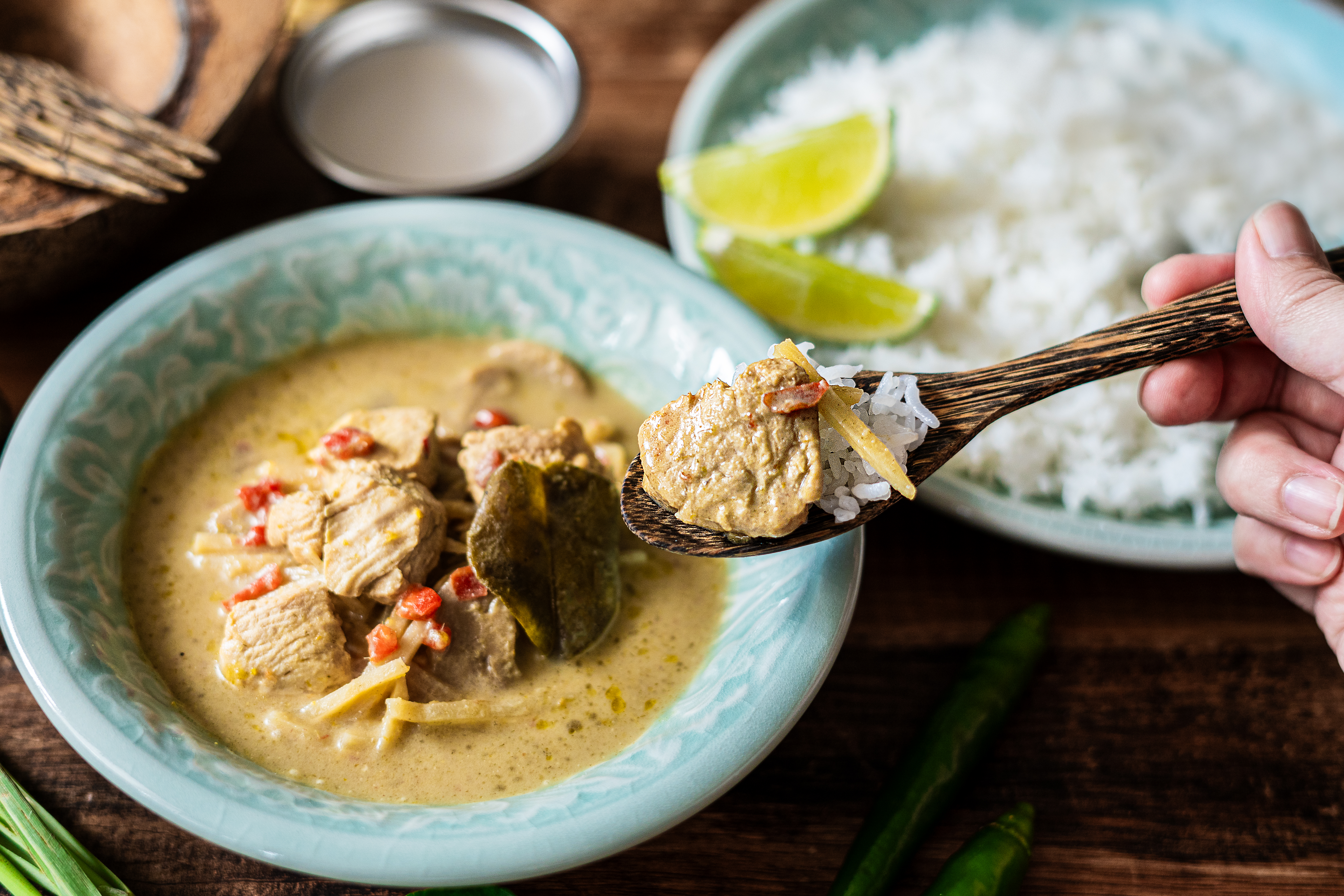 阿波尾鶏 グリーンカレー 5食 辛口 カレー タイカレー タイ料理 レトルト 阿波尾鶏 AWAODORI LAB 徳島 地鶏 あわおどり