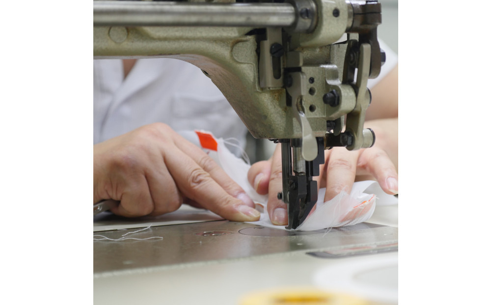 香川県産 プリーツ ポシェット・ストライプ［ ピンク １点］軽やかで上品な透け感のあるサコッシュ