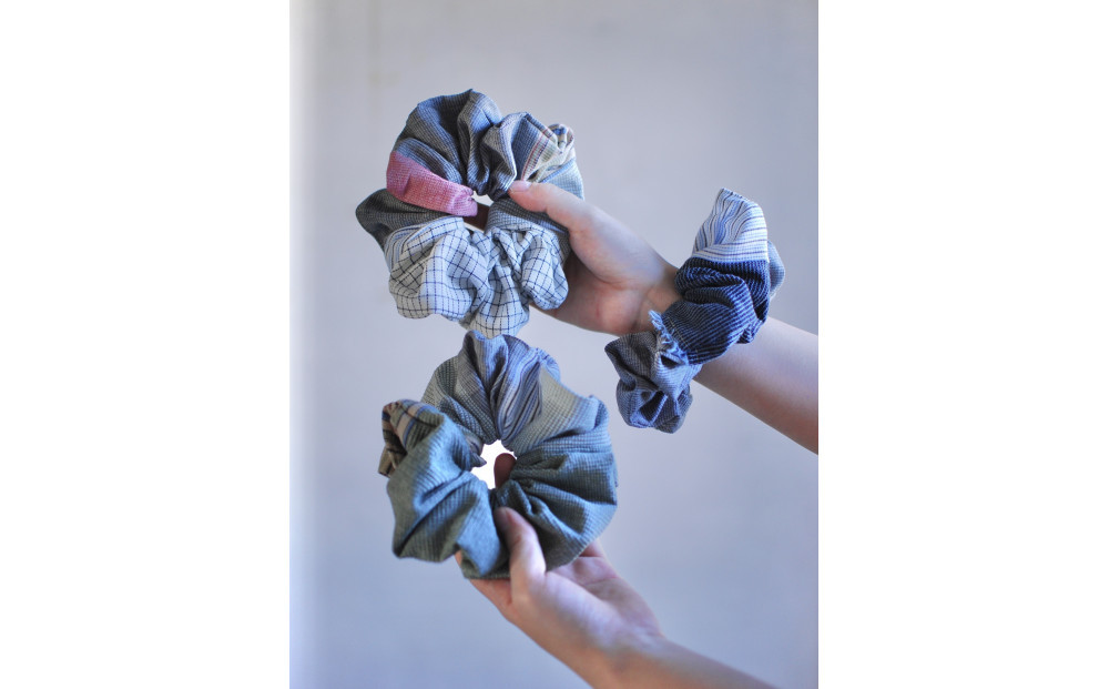 保多織コラージュシュシュ