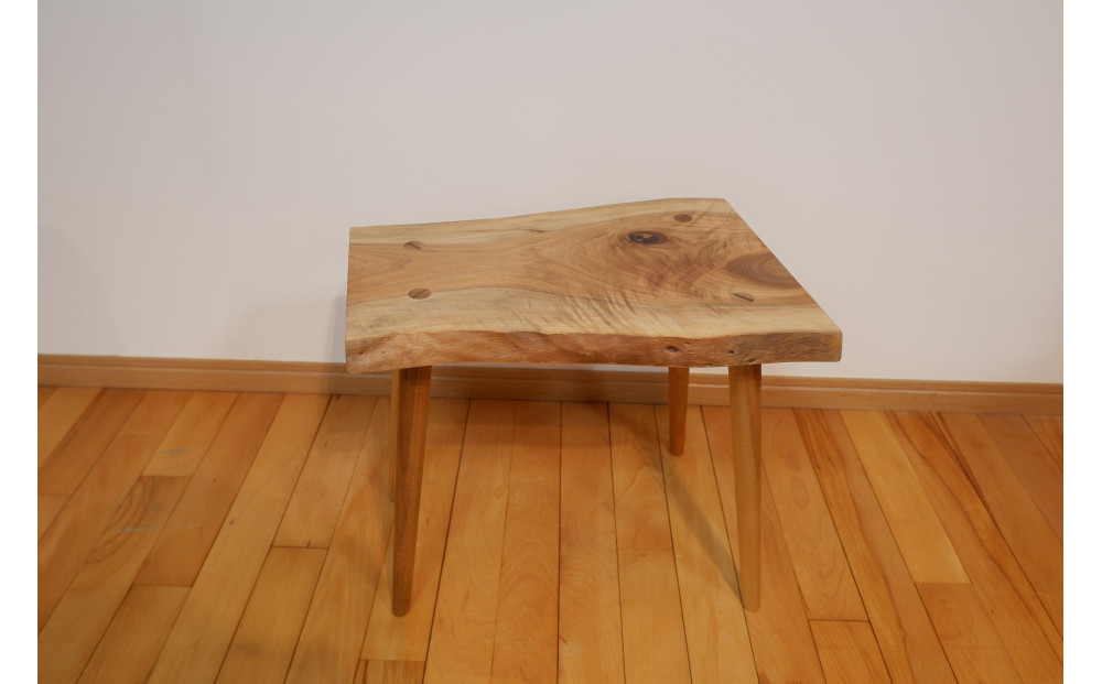 スツール（胡桃）