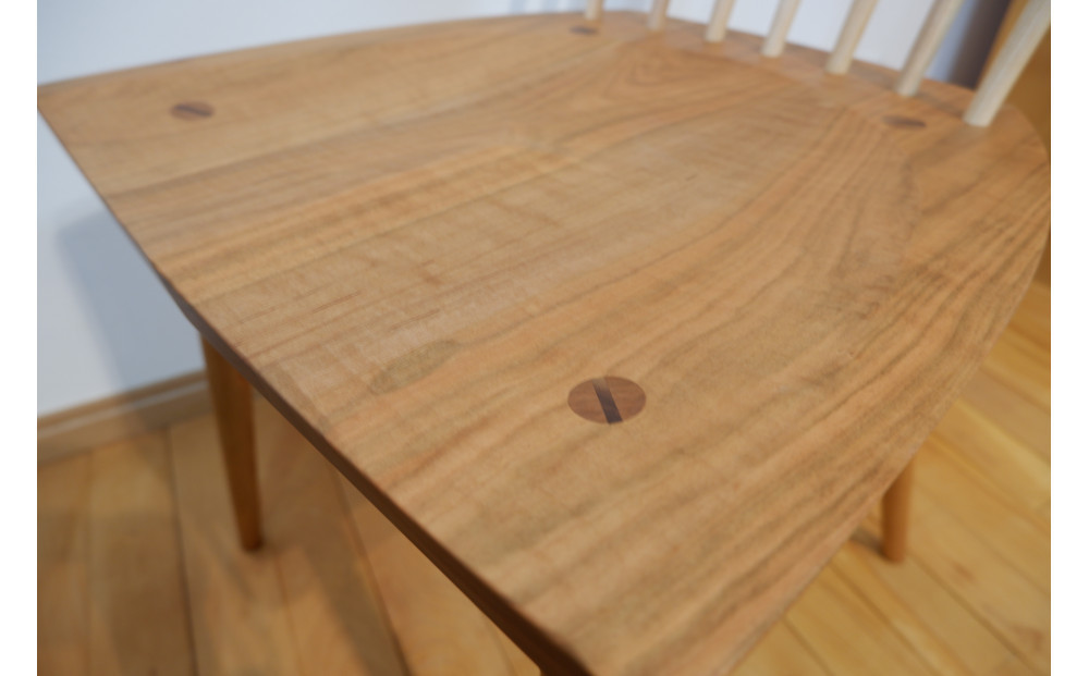 スポークチェア（香川県産材山桜）