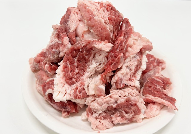 オリジナルスパイスで仕上げた　厚切り牛カルビ　1000ｇ（500ｇ×2Ｐ）