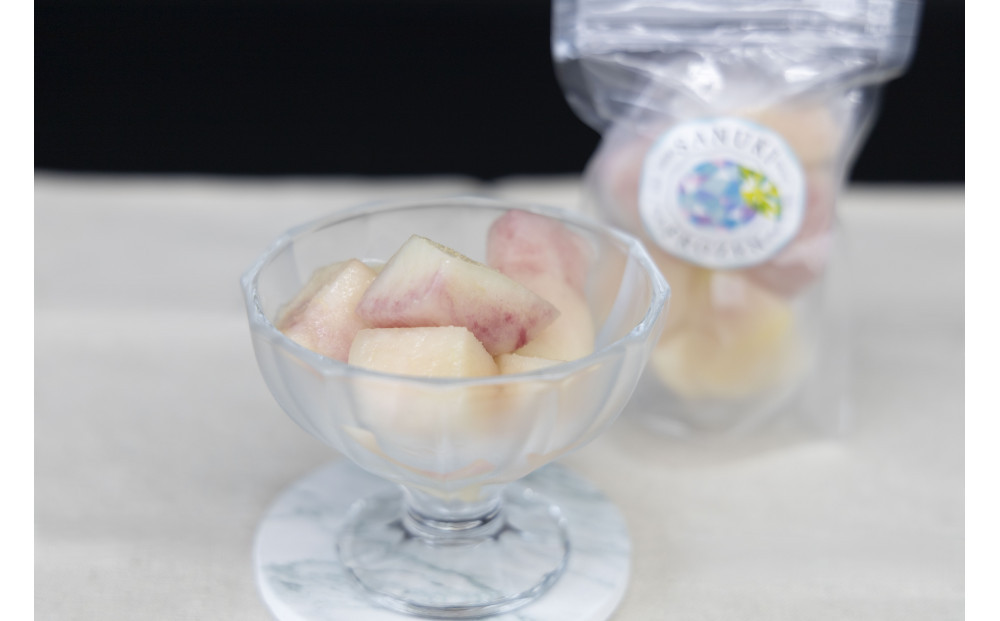 SANUKIFROZEN 桃 100g×8袋