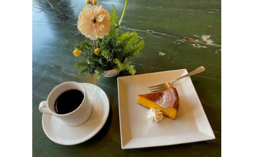 偕行社かふぇのケーキ＆ドリンクセットチケット（ダイシモチサブレお土産1箱付き）　（1名様）