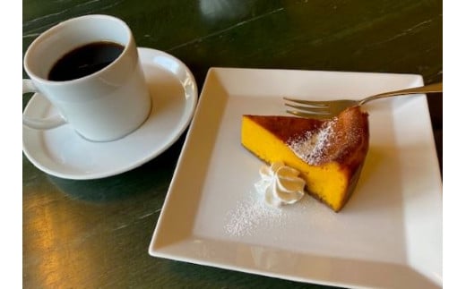 偕行社かふぇのケーキ＆ドリンクセットチケット　ペアチケット（2名様）　（ダイシモチサブレお土産１箱付き）　