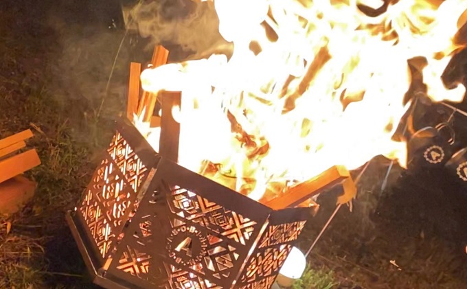 焚き火台【火Docks】ステンレス 雑貨 日用品 工芸品 焚火台 キャンプ用品 