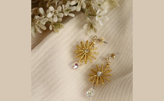 水引ピアス・金（スワロフスキー付）お祝い ギフト アクセサリー お花 