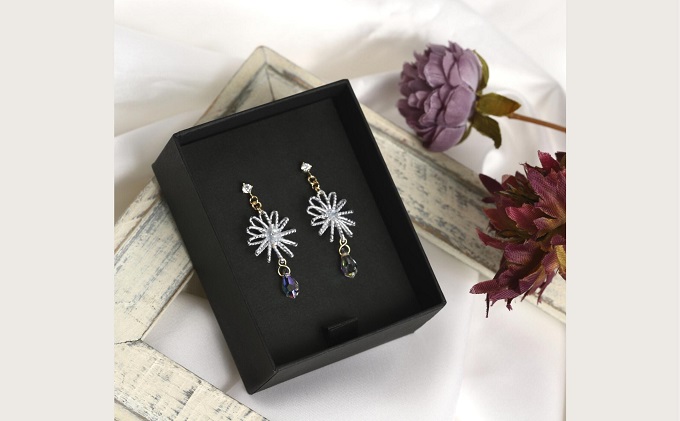 水引ピアス・銀（スワロフスキー付）お祝い ギフト アクセサリー お花 