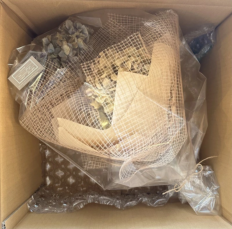 M106-0001_ããµãããšçŽçšãäžè±åž 玫é²åºå±±ã®ãããã2æ¬