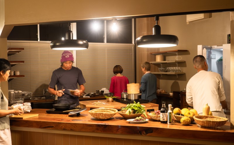 宿泊券 小豆島のゲストハウス〈NOTEL〉 1泊 ツイン 香川