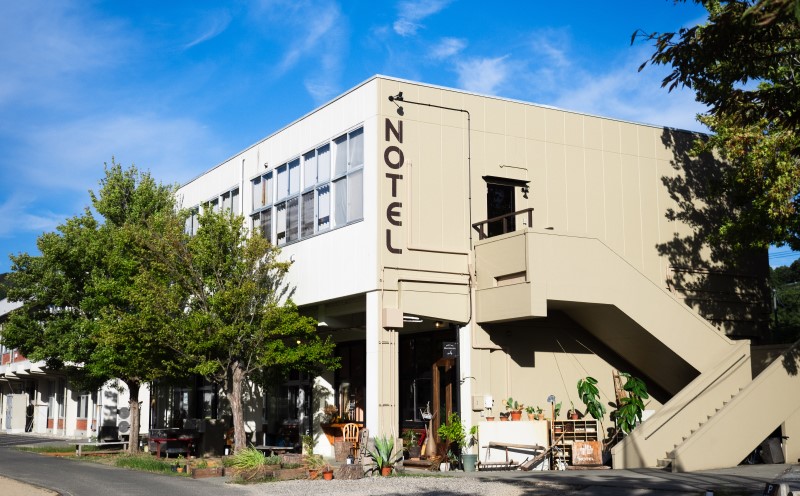 宿æ³åž å°è±å³¶ã®ã²ã¹ãããŠã¹ãNOTELã 1æ³ ã·ã³ã°ã« éŠå·