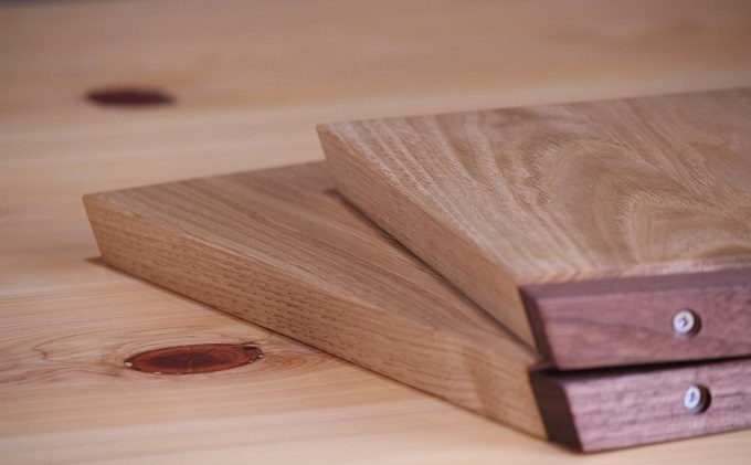 栗のまな板スタンド付き大 キッチン用品 食器 小皿 工芸品 