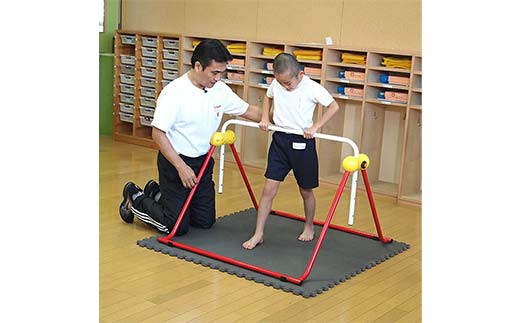 ツムラこども鉄棒 耐荷重70kg 組立不要 高さ70cmから 鉄棒 室内鉄棒 子供用  F5J-1194