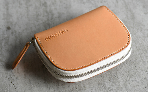 ファスナーウォレット 手のひらサイズのブッテーロ ショートサイズラウンドジップウォレット （ナチュラル） F5J-1050