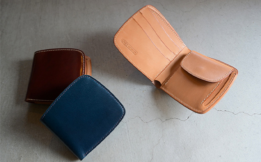 コードバン & ブッテーロ シェル型二つ折り財布 （ディープブルー） F5J-1056