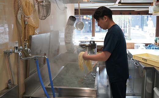 ãããŽããã©ã ãé£äºãã±ãã5,000å ãé£äº è®å²ãã©ã ãã±ãã åç£å ã®ãã èŽãç© ååœ F5J-961