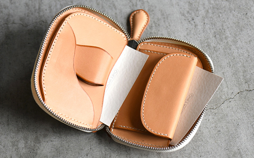 ファスナーウォレット 手のひらサイズのブッテーロ ショートサイズラウンドジップウォレット （ナチュラル） F5J-1050