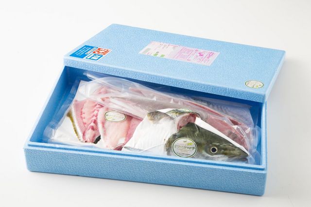 ãªãªãŒãããã ããŒãïŒååäžã«ããïŒãäºçŽåä»ïŒä»€å7幎10æäžæ¬é ããåºè·éå§ïŒããB-812ã