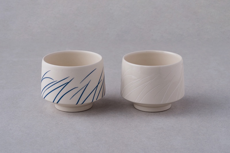 【Mustakivi】TUULI カップ WHITE｜ ムスタキビ Mustakivi むすたきび MUSTAKIVI Marimekko マリメッコ デザイナー 砥部焼 北欧 キッチン 食器 食器 湯呑 皿 ティーカップ 石本藤雄 フィンランド おしゃれ ギフト プレゼント 贈り物 テーブルウェア 数量限定 人気 おすすめ 愛媛県 松山市 送料無料