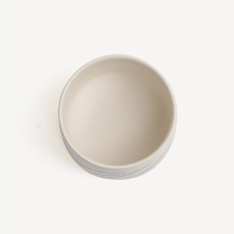 【Mustakivi】TUULI カップ WHITE｜ ムスタキビ Mustakivi むすたきび MUSTAKIVI Marimekko マリメッコ デザイナー 砥部焼 北欧 キッチン 食器 食器 湯呑 皿 ティーカップ 石本藤雄 フィンランド おしゃれ ギフト プレゼント 贈り物 テーブルウェア 数量限定 人気 おすすめ 愛媛県 松山市 送料無料