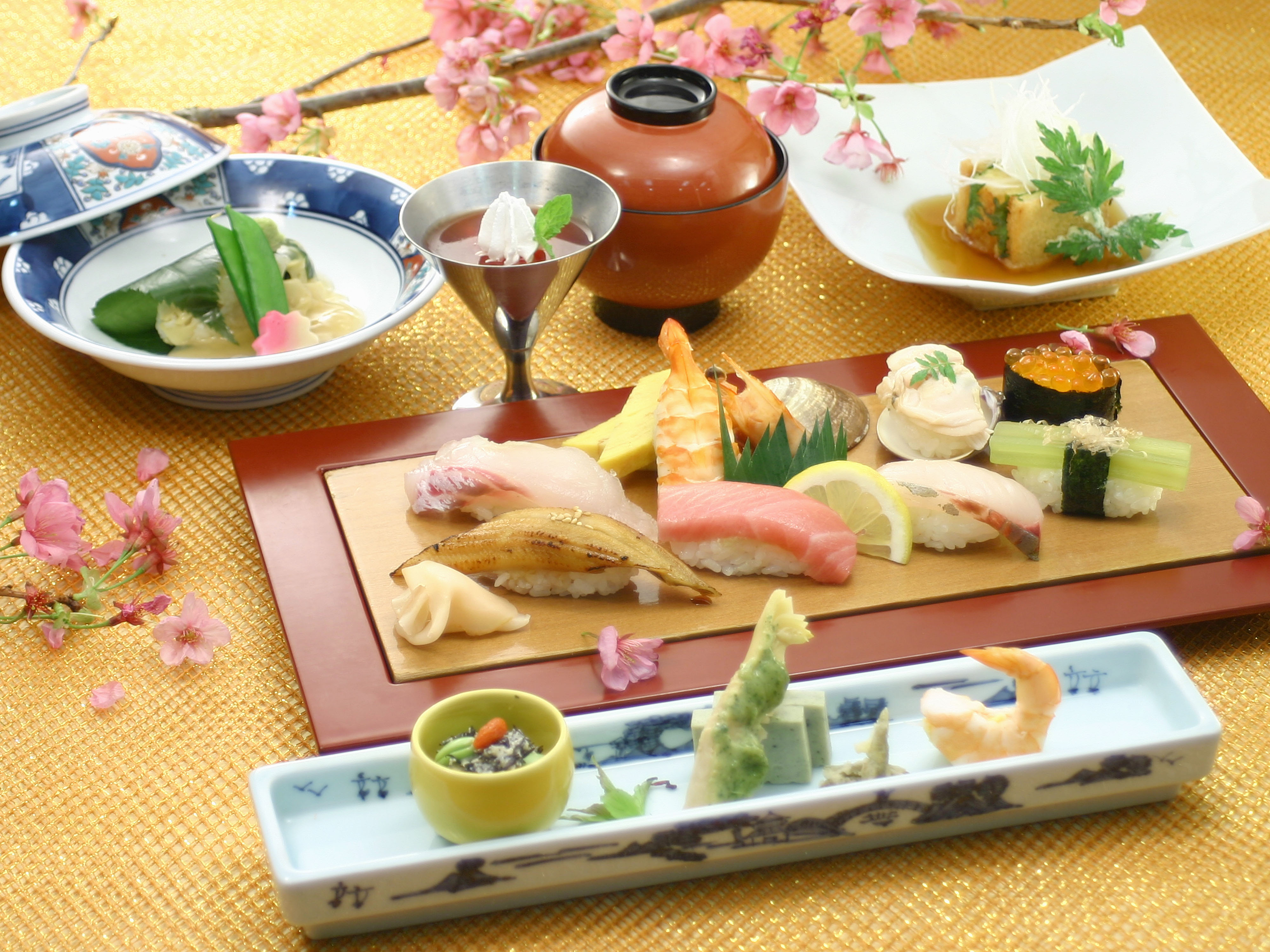 【昭和23年創業】老舗寿司店「すし丸」お食事券 6000円分｜寿司 食事券 会席 お祝い 愛媛県 松山市 ふるさと納税