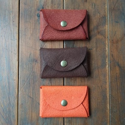 大三島イノシシ革やわらかカードケース(焦げ茶色) [VB01100]【1650650】