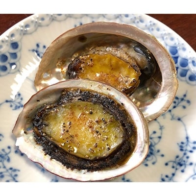 竹中水産の天然小アワビ、殻付きのままでバター焼き800g前後(7〜10個目安)【G22-247】【配送不可地域：離島・北海道・沖縄県】【1073904】
