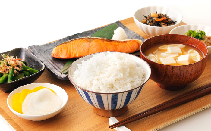 【米食味鑑定士×お米ソムリエ】知識・技術・愛情で育てた あきたこまち5kg　愛媛県大洲市/稲工房案山子 お米 5kg あきたこまち 白米 5kg お米 [AGAV015]