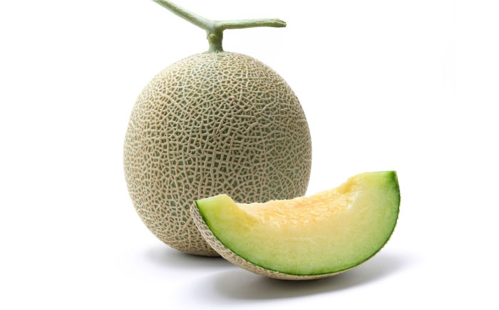 【先行予約】【2026年6月中旬から順次発送】　タカミメロン 2から3玉　愛媛県大洲市/西山青果　 [AGAR022]