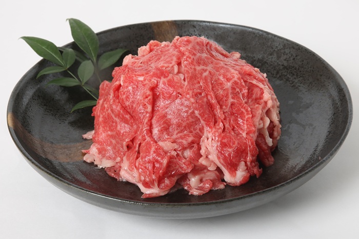 牛肉 小間切れ 黒毛和牛 400g（400g×1パック） 冷凍 伊予牛 絹の味 和牛 こま切れ 国産牛 すき焼き 牛丼 肉じゃが カレー 炒め物 ｜B96