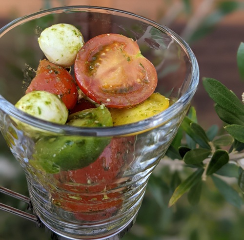 ミニトマト 160g〜180g×10袋 カラートマト 【2025年12月上旬から順次発送予定】 食べくらべ 農園直送 完熟 愛媛 人気 伊予市｜B81