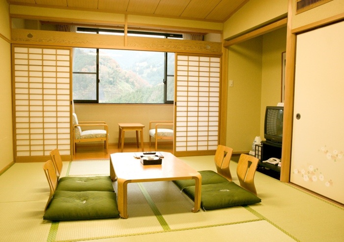 【花の森ホテル】ご宿泊やお食事に使える花の森ホテル利用券9000円｜D17