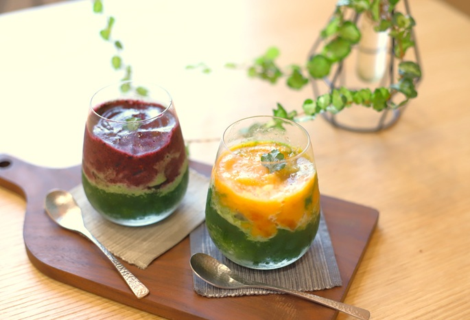 スムージー 定期便 6回 ケール 果物・野菜5種 ブルーベリー バナナ キウイフルーツ リンゴ 温州みかん ビーツ ミニトマト いちじく ポポー 冷凍 遠藤青汁 endou元気BAR 伊予市 愛媛 | F63