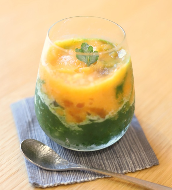 スムージー 定期便 6回 ケール 果物・野菜5種 ブルーベリー バナナ キウイフルーツ リンゴ 温州みかん ビーツ ミニトマト いちじく ポポー 冷凍 遠藤青汁 endou元気BAR 伊予市 愛媛 | F63