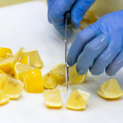 瀬戸内産 カットレモン冷凍　200g×5パック【2026年2月中旬〜順次発送】【冷凍便】数量限定【配送不可地域：離島】【1510157】