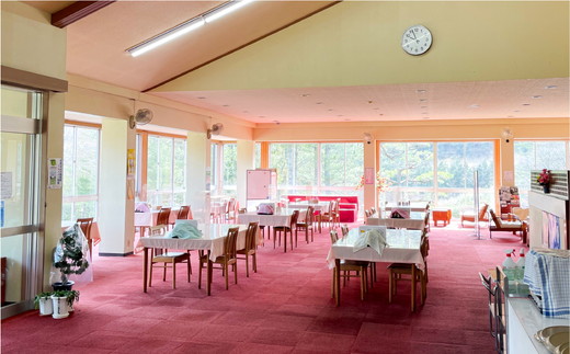 ゴルフプレー クーポン券（24,000円分）