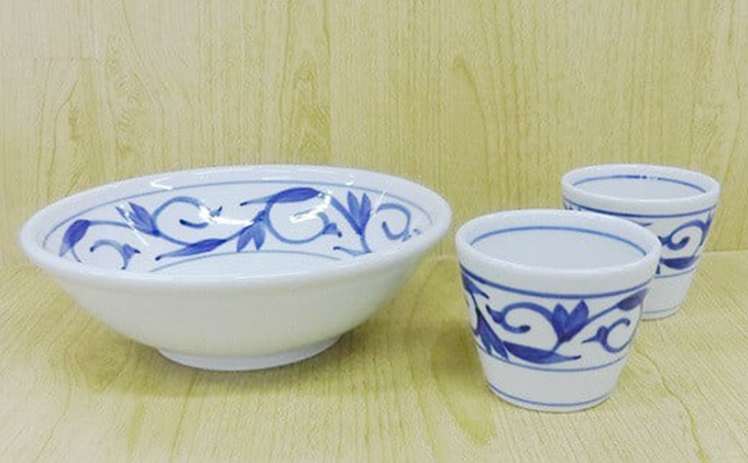 愛媛県＜砥部焼＞「岩田製陶所」浅鉢＆そば猪口セット[50R0662]【高島屋選定品】 食器 皿 コラボ シンプル 和風 モダン 手づくり 手画き そうめん 食卓