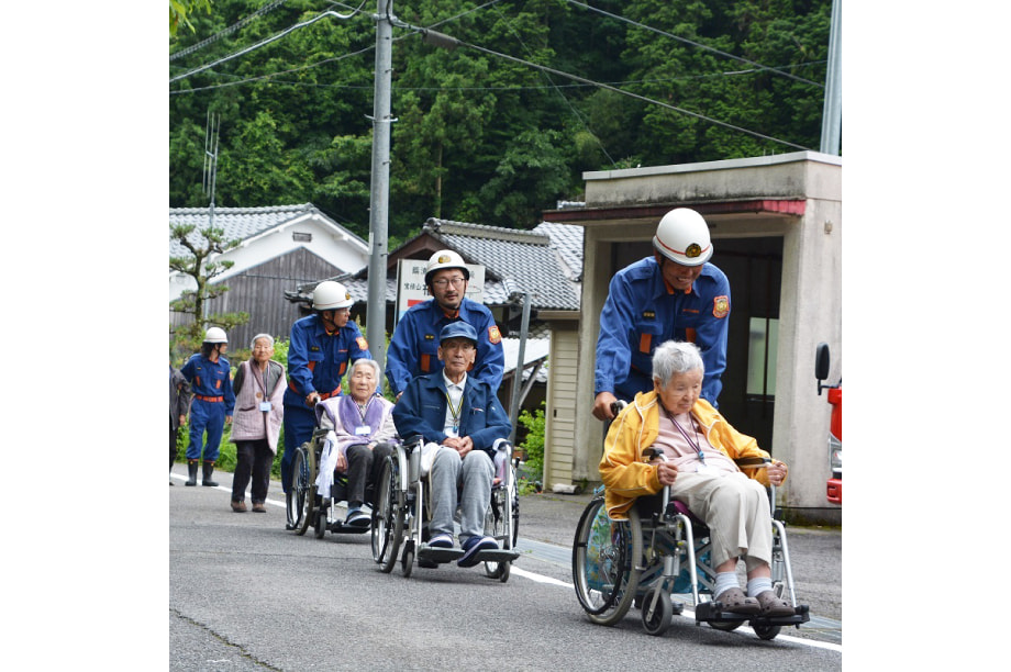 「やすらぎ」本町に住む全ての住民が感じる心と体の安らぎ【健康・福祉、安全・安心分野】