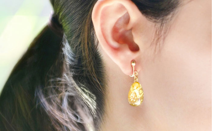 IKAZAKI WASHI JEWERLY しずくイヤリング「オレンジ」レース柄／アクセサリー イヤリング ジュエリー 和紙 伝統工芸 内子町 四国 愛媛県 【株式会社五十崎社中】 [BKCN002]