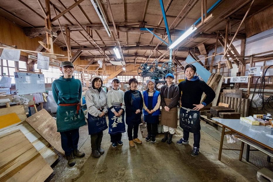 IKAZAKI WASHI JEWERLY しずくイヤリング「グリーン」鞠柄